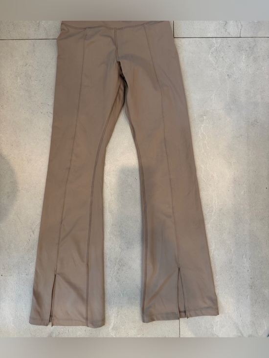 Calvin Klein Performance Pants - Calvin Klein Performance Stretch Flare Leggings - Taupe -